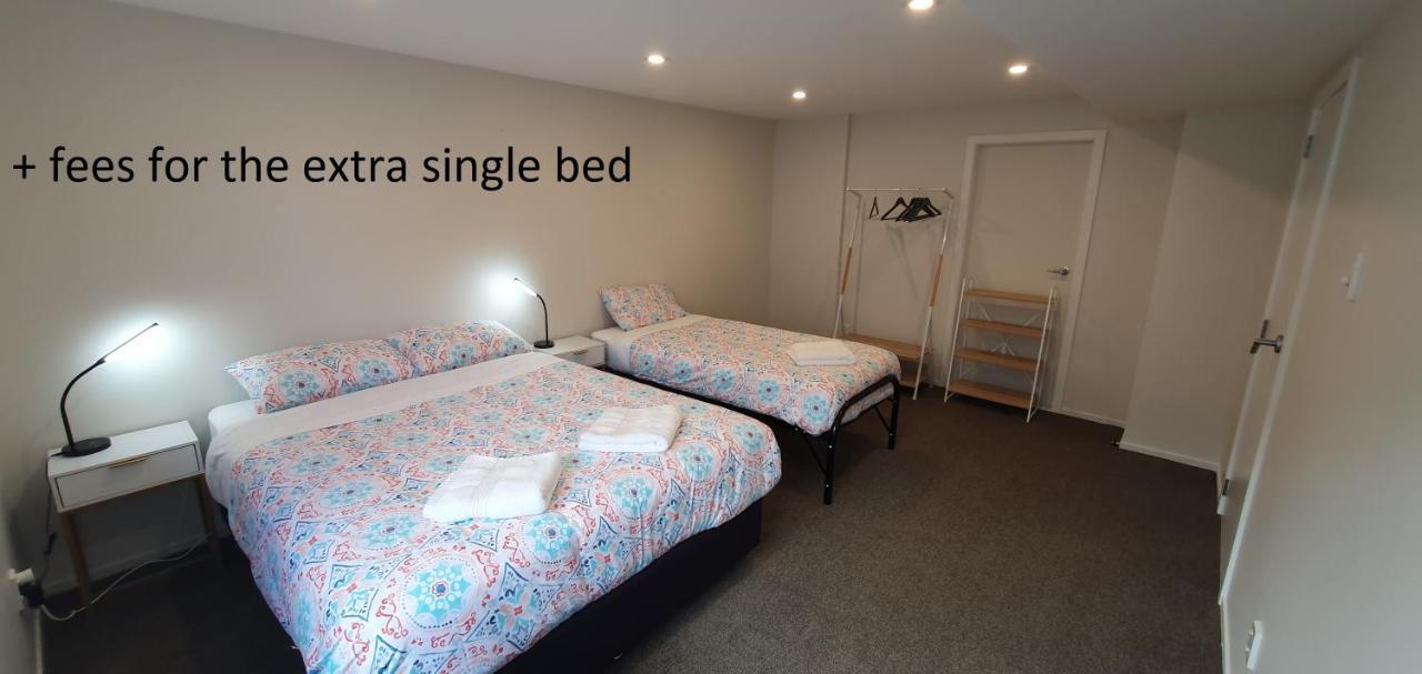 Whitby Sea View Appartement Porirua Buitenkant foto